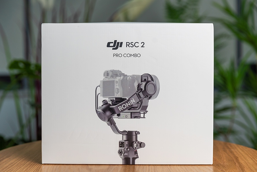 大疆DJI RSC2评测：折叠设计更多玩法，操控优化激发创作动力__财经头条