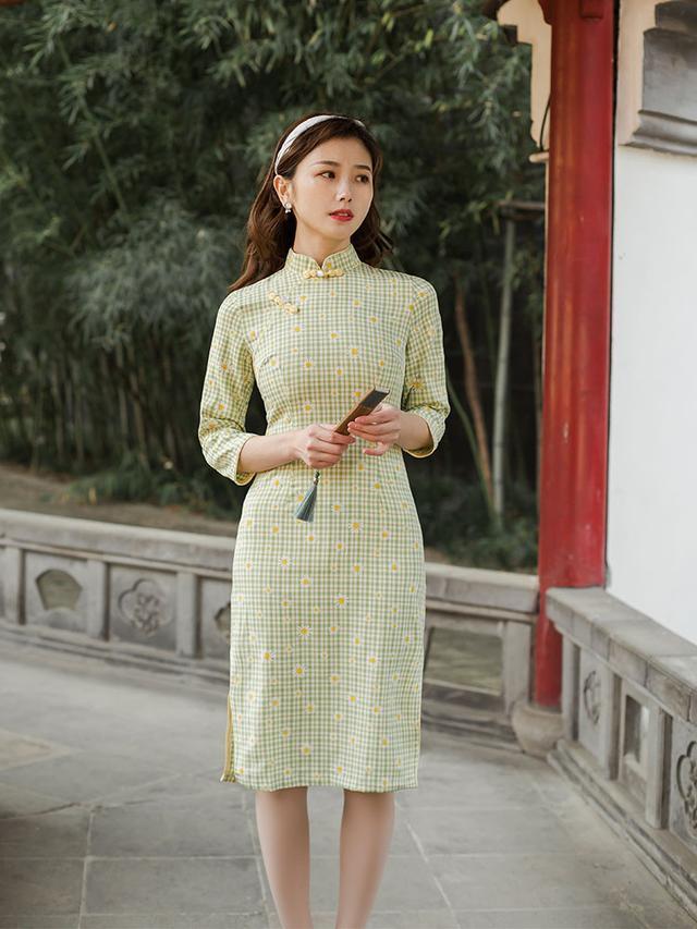2021年第一条裙子就选"旗袍裙",复古吸睛,小个子女生都爱了