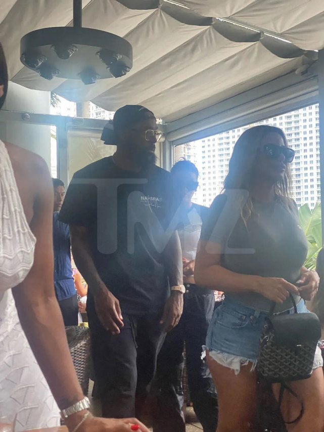 乔丹31岁次子约会皮蓬46岁前妻，引发热议，NBA俩球星会气冒烟？休闲区蓝鸢梦想 - Www.slyday.coM