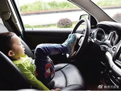 痛心!3岁女童被困车内活活闷死,悲剧屡次重演,家长们要提高警惕!休闲区蓝鸢梦想 - Www.slyday.coM 痛心!3岁女童被困车内活活闷死,悲剧屡次重演,家长们要提高警惕!休闲区蓝鸢梦想 - Www.slyday.coM