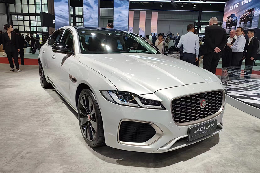 上海车展实拍捷豹xfl鎏金版新增磨砂香槟金色售价425万元起