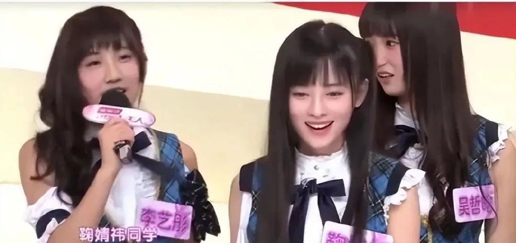 李艺彤诉苦上半年零收入,只能坐地铁逛迪士尼,网友看后不淡定了休闲区蓝鸢梦想 - Www.slyday.coM 李艺彤诉苦上半年零收入,只能坐地铁逛迪士尼,网友看后不淡定了休闲区蓝鸢梦想 - Www.slyday.coM