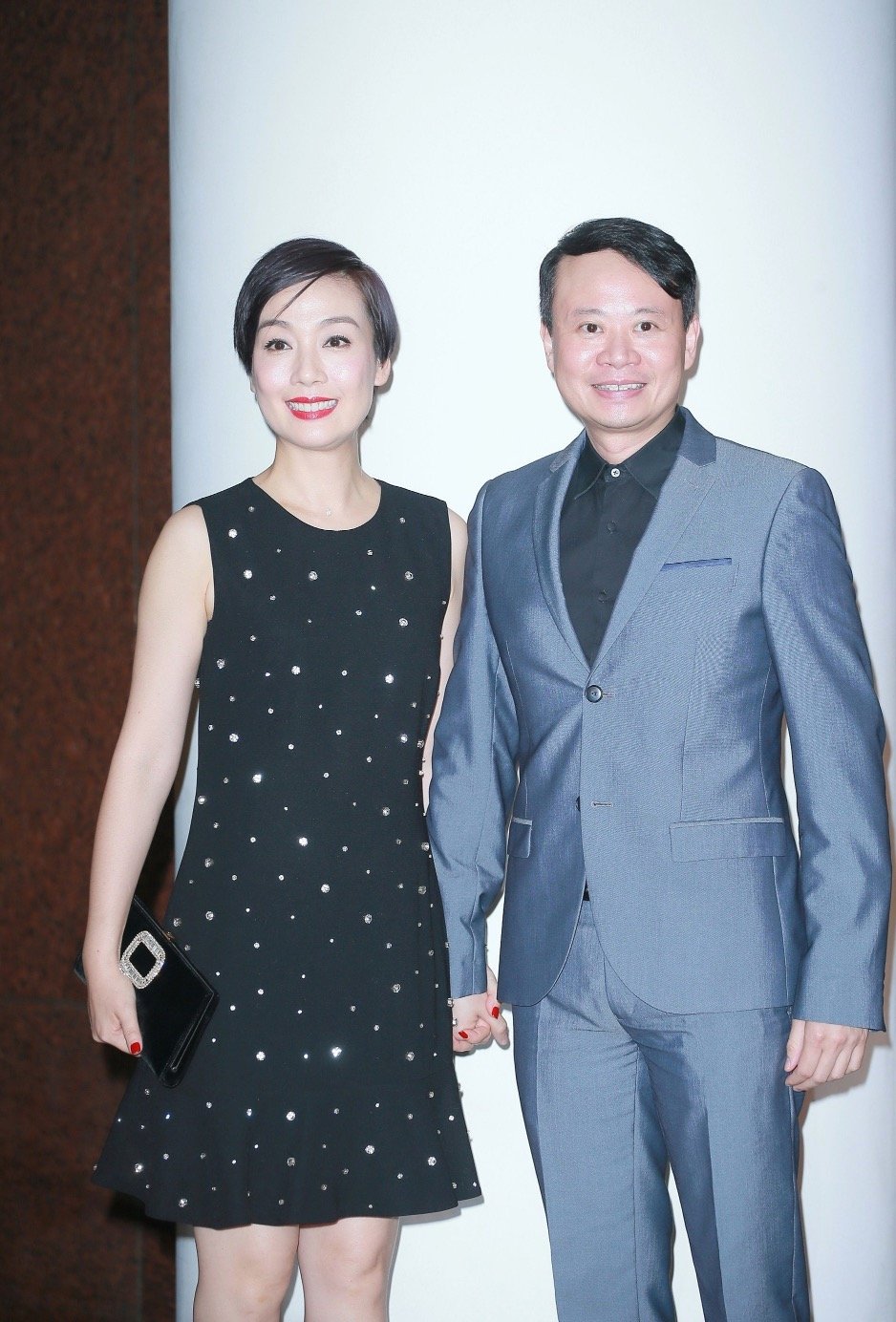 江美仪与前夫罕同框,包场请对方家人看电影,离婚7年仍像一家人|江美仪