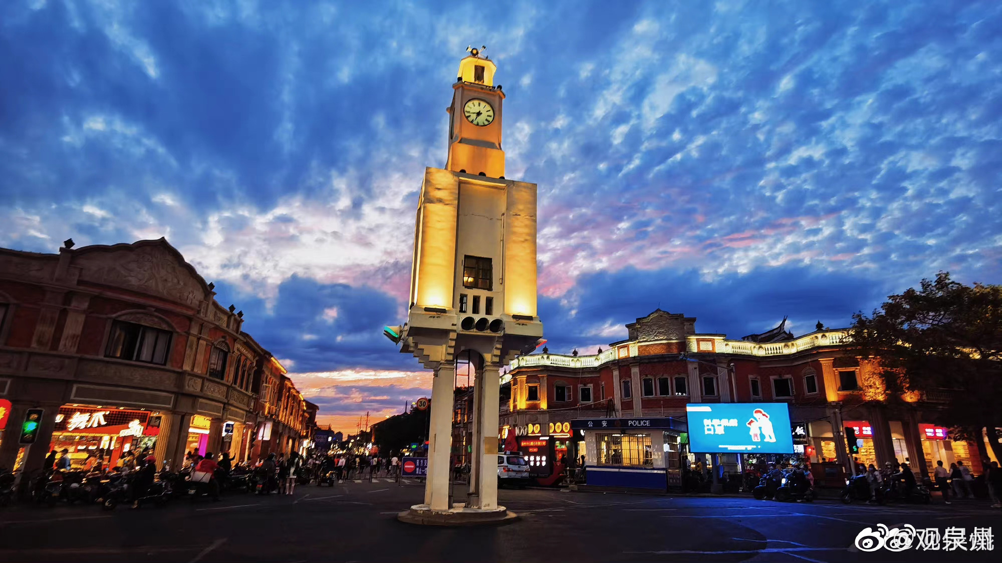 泉州好风光花点时间生活看看黄昏之时的钟楼是不是非常好