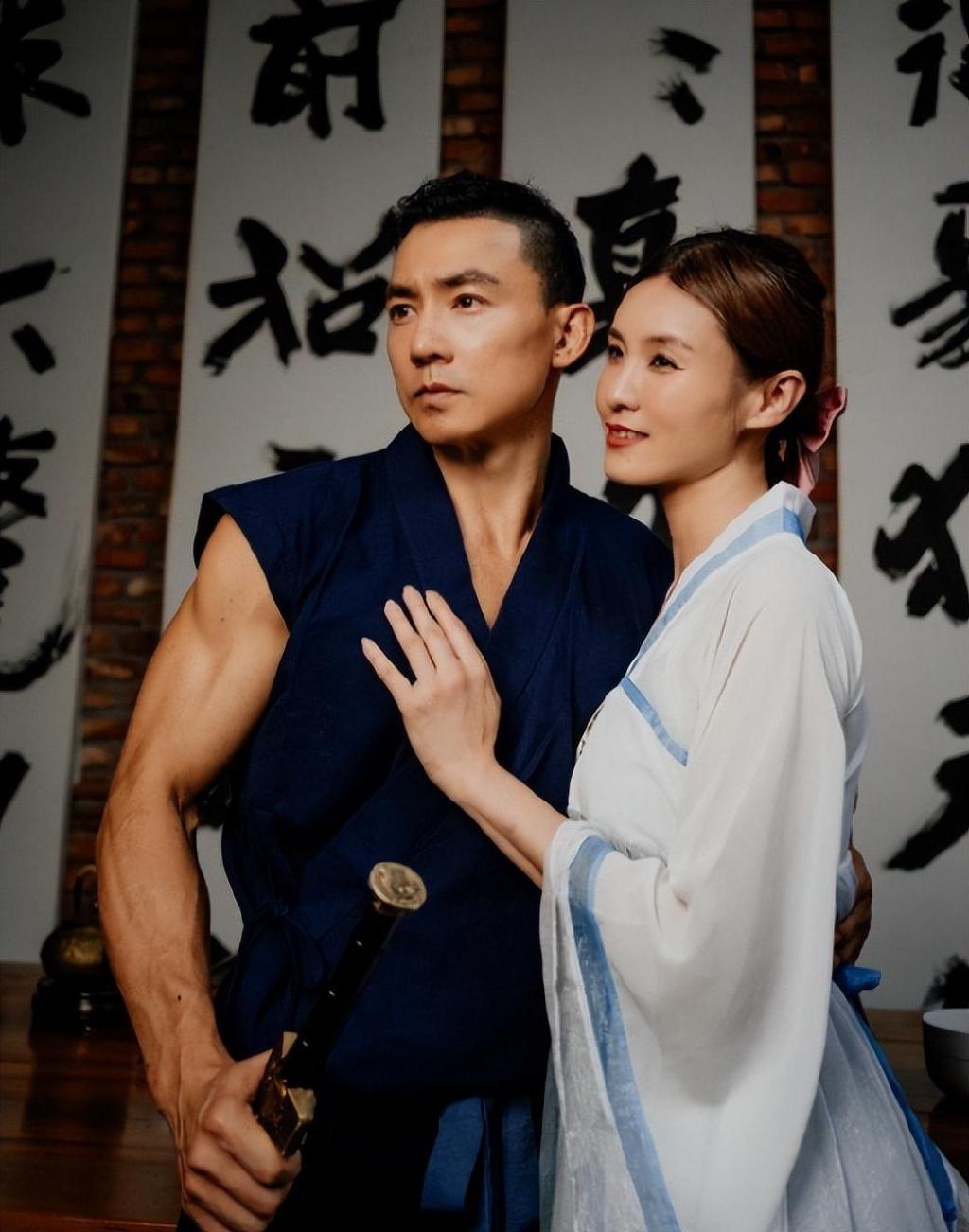 50岁刘畊宏晒全家福庆结婚15周年,与张艺兴同天生日梦幻连麦休闲区蓝鸢梦想 - Www.slyday.coM 50岁刘畊宏晒全家福庆结婚15周年,与张艺兴同天生日梦幻连麦休闲区蓝鸢梦想 - Www.slyday.coM