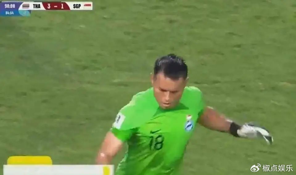 桑尼赚大了!新加坡门将餐厅成网红打卡地,中国球迷疯狂给他转账|足球|世界杯|比赛_新浪体育_新浪新闻