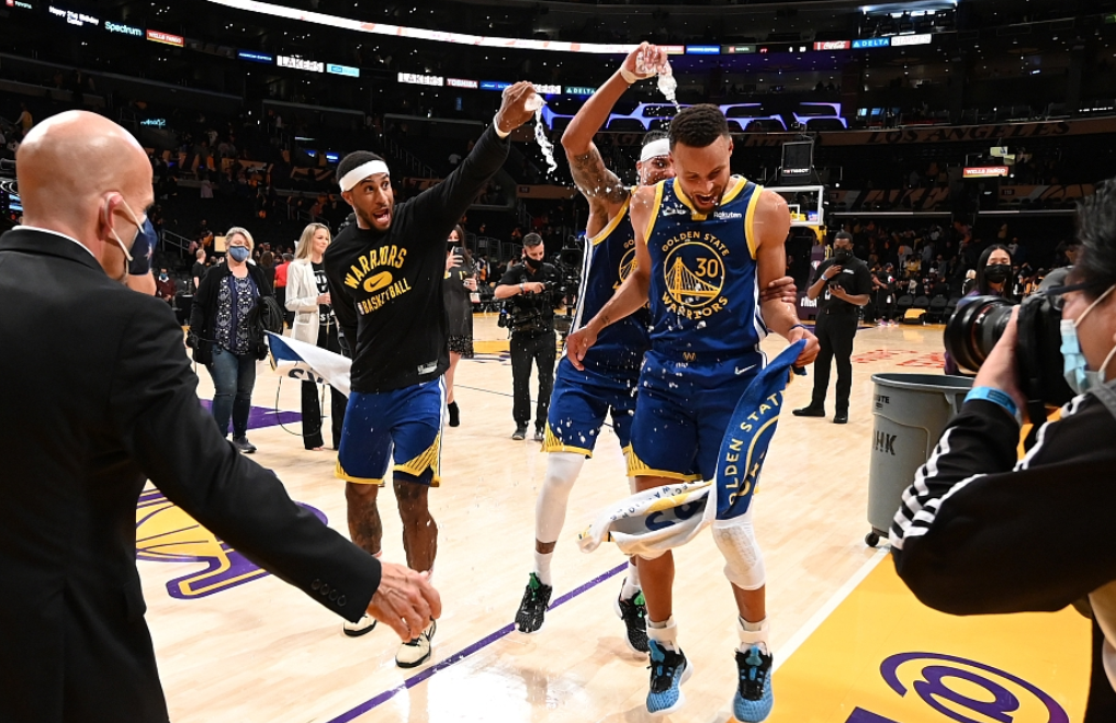 西部变天!45分10篮板,湖人不冤,快船很遗憾,库里和勇士回来了休闲区蓝鸢梦想 - Www.slyday.coM 西部变天!45分10篮板,湖人不冤,快船很遗憾,库里和勇士回来了休闲区蓝鸢梦想 - Www.slyday.coM