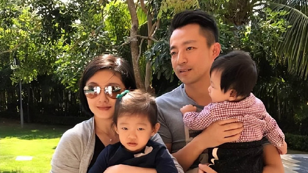 张兰谈大S和孩子，落泪心疼汪小菲，母子为见不到孩子一起伤心|汪小菲|张兰|大S_新浪新闻