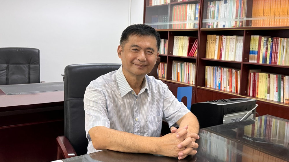 专访郑有基：是什么激发了歌颂海南的创作热情？|海南之恋|海南省|我想你海南_新浪新闻