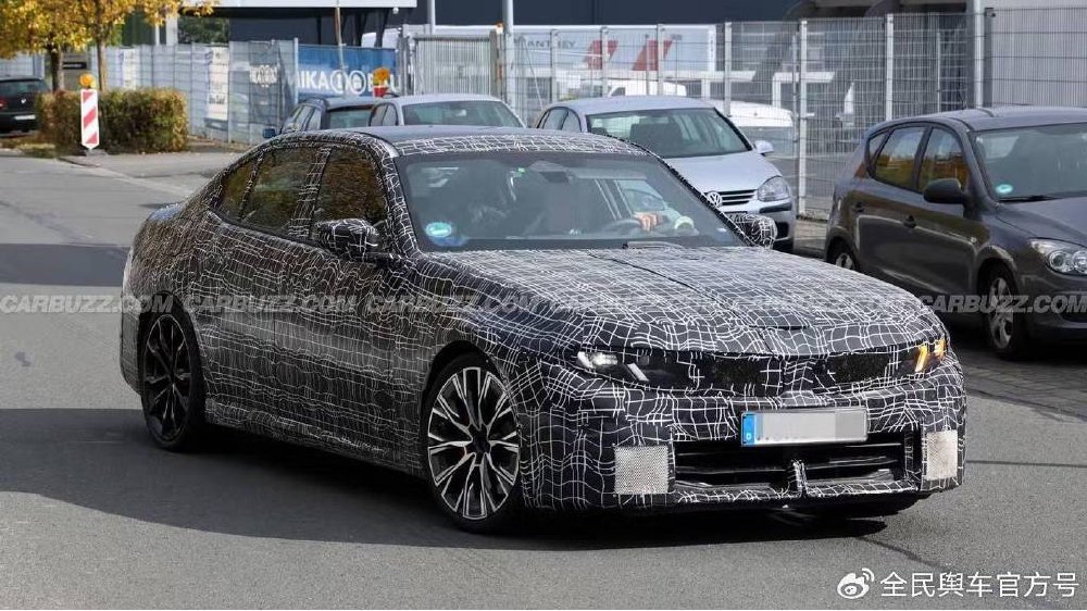 宝马下一代3系轿车（代号G50）接近量产状态，外观与性能全面升级