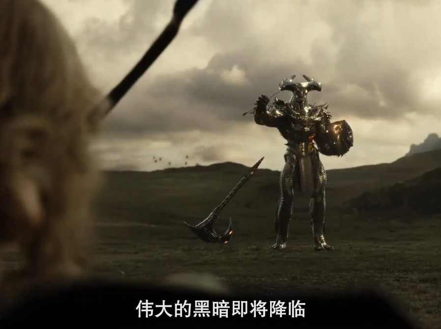 所以在动作场面上要更加血腥一些,比如出现了荒原狼用斧头砍杀亚马逊