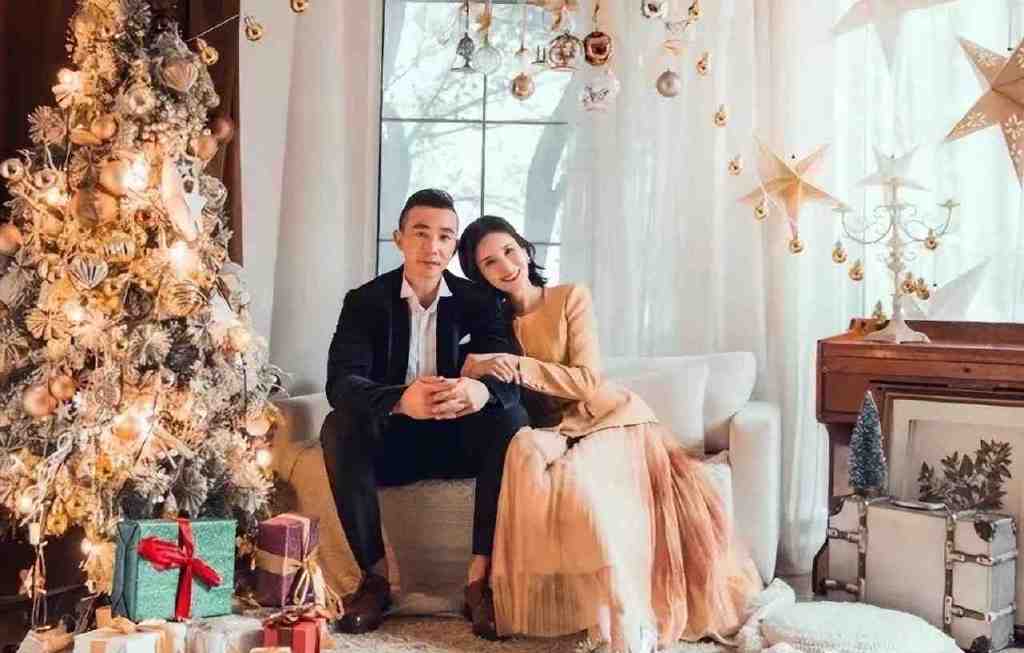 50岁刘畊宏晒全家福庆结婚15周年,与张艺兴同天生日梦幻连麦休闲区蓝鸢梦想 - Www.slyday.coM 50岁刘畊宏晒全家福庆结婚15周年,与张艺兴同天生日梦幻连麦休闲区蓝鸢梦想 - Www.slyday.coM