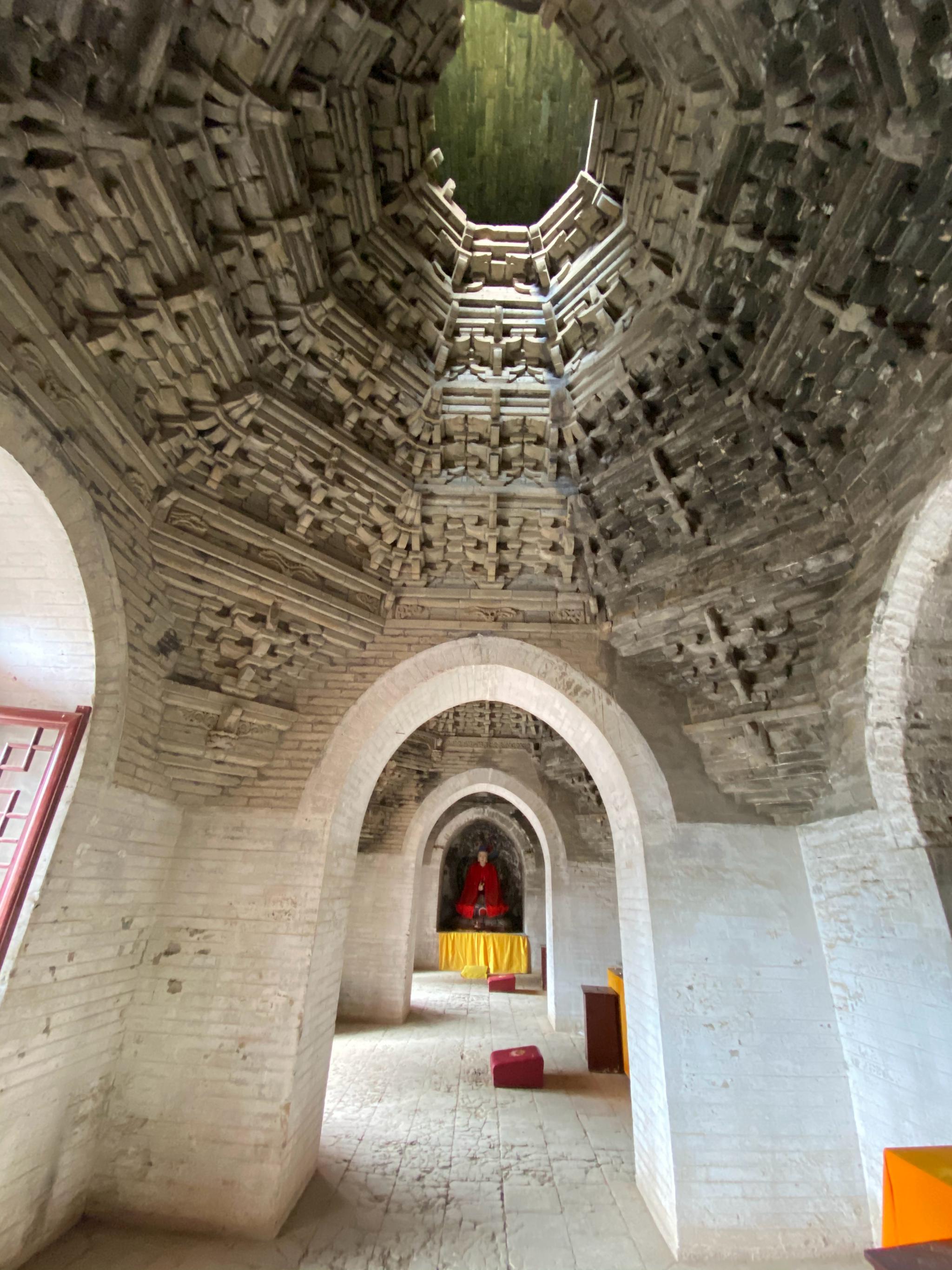 山西万固寺的明代无梁殿,全部用砖砌成的两层楼阁式建筑_高清图集