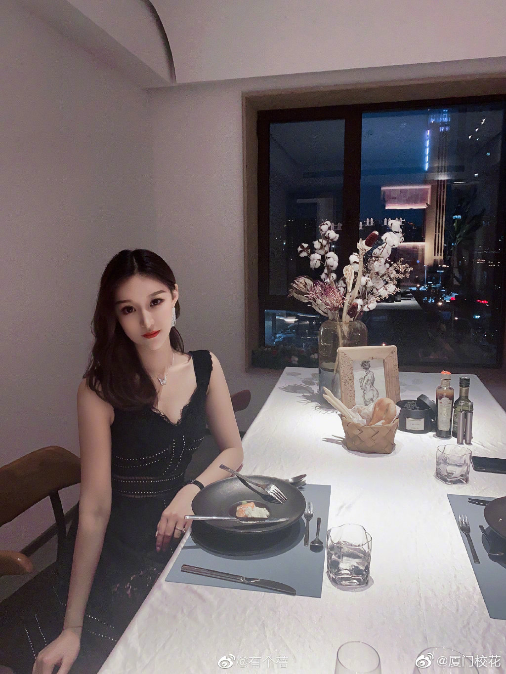 她叫薛紫娇,96年,毕业于广东财经大学,身高170cm_高清图集_新浪网