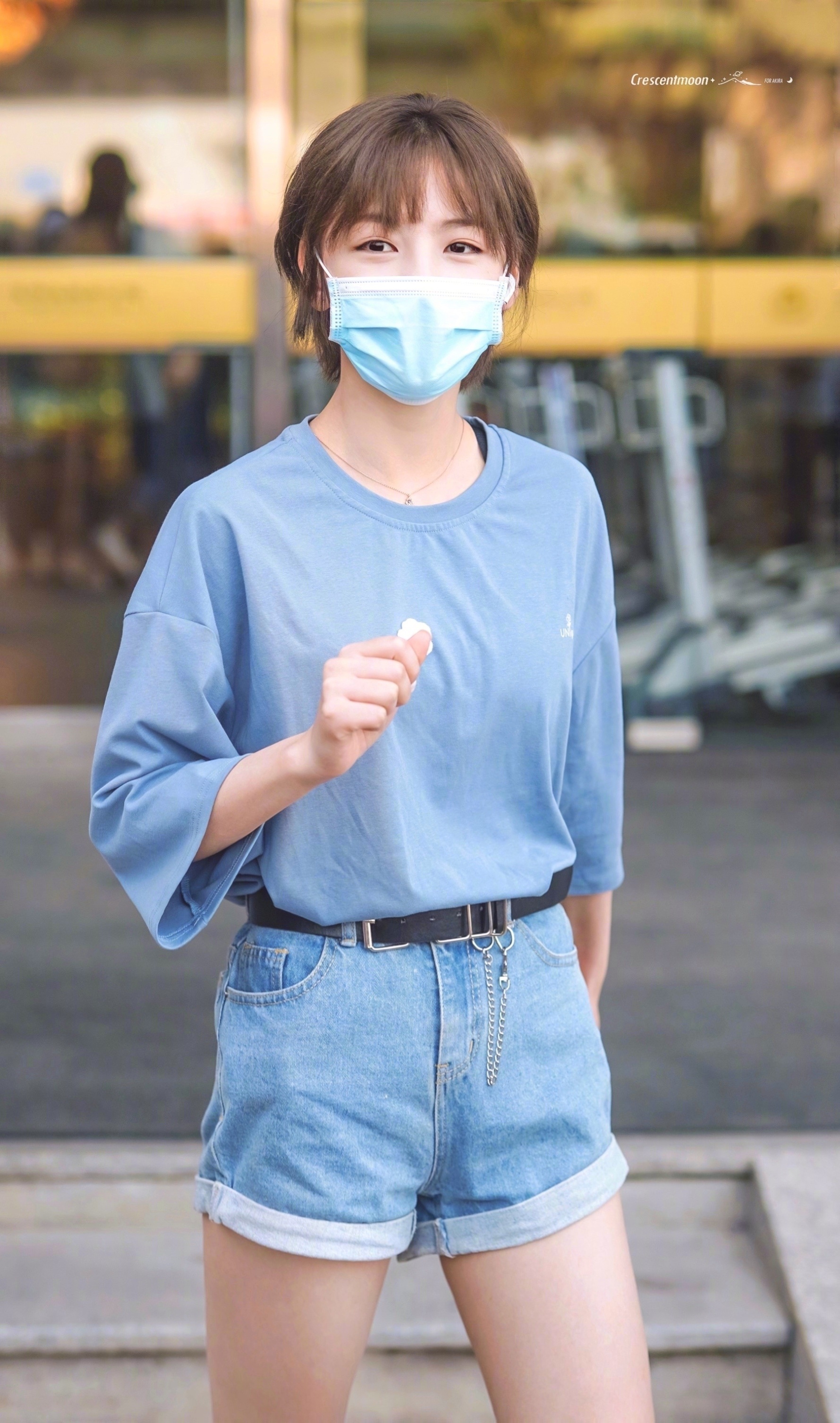 硬糖少女303机场饭拍希林娜依高 赵粤 王艺瑾 陈卓璇 郑乃馨 刘些宁