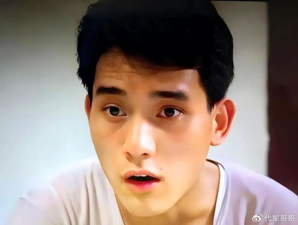 63岁演员潘宏彬去世!与刘德华断交后退圈卖房谋生,婚姻成谜让人唏嘘|娱乐圈|香港电影金像奖|香港金像奖|梁家辉|徐锦江_新浪娱乐_新浪新闻