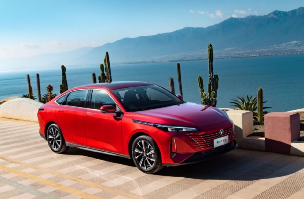 12年,170万台 长安逸动是如何保持竞争力的?-新浪汽车