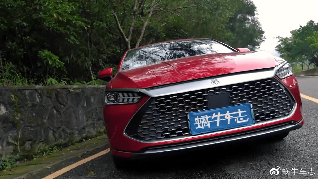 15万内买这些最省油的“油车”，用车开销竟然能比电车还低？