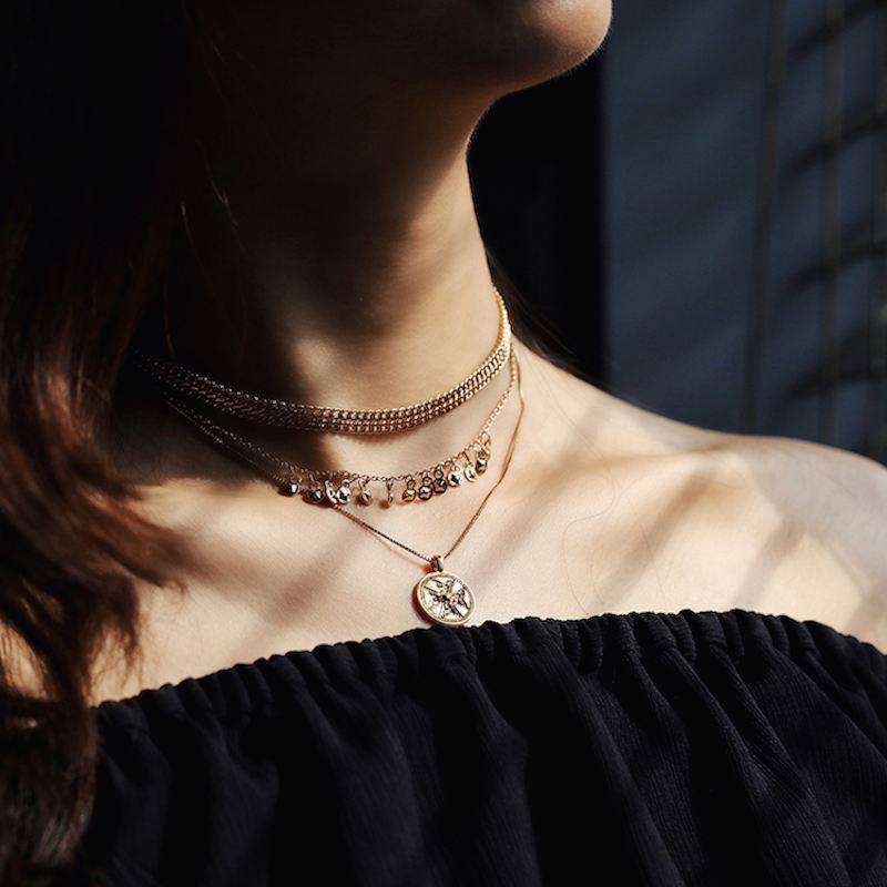 3个秋季珠宝搭配小技巧,告别穿搭沉闷感休闲区蓝鸢梦想 - Www.slyday.coM 3个秋季珠宝搭配小技巧,告别穿搭沉闷感休闲区蓝鸢梦想 - Www.slyday.coM