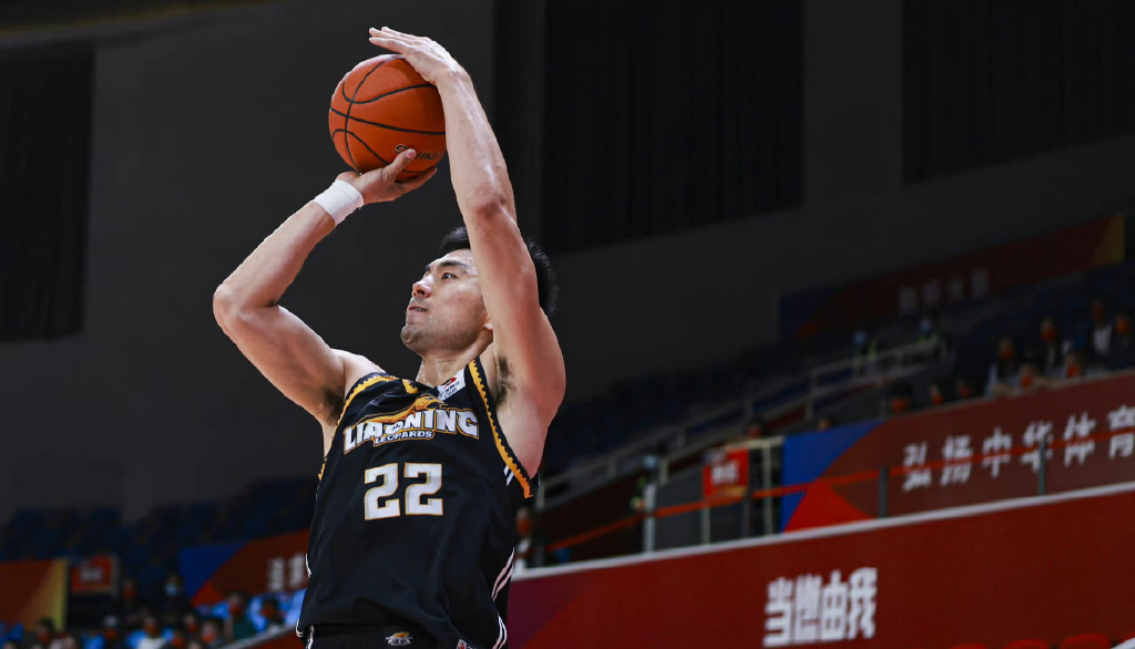 杨鸣看淡常规赛,两连冠心里有底|辽宁队|韩德君|杨鸣_新浪新闻