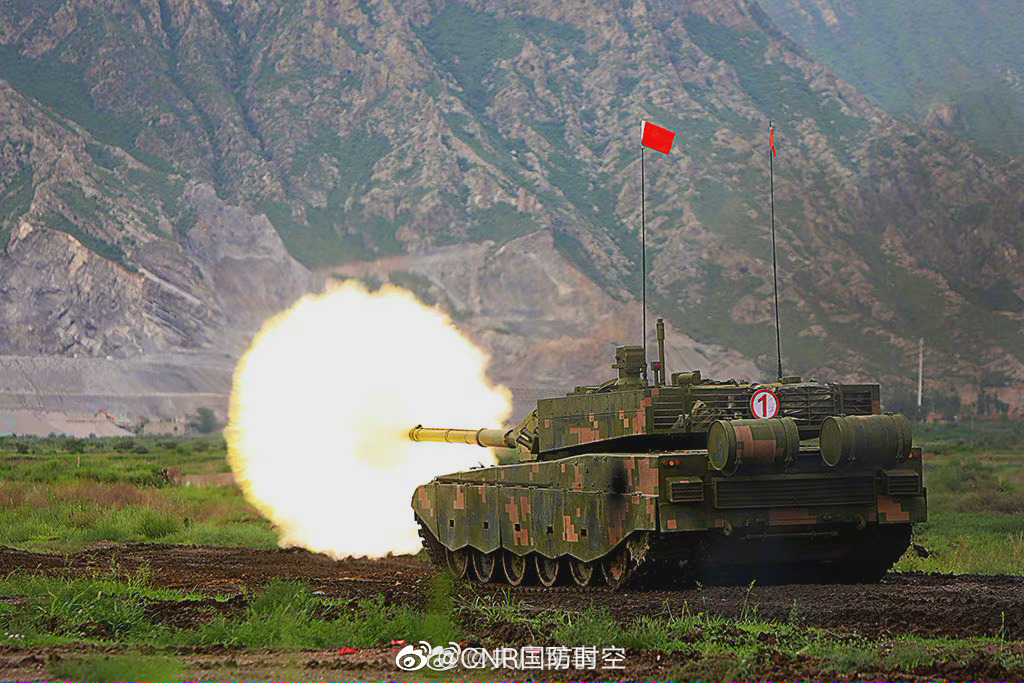 定格陆战之王开火瞬间_高清图集_新浪网