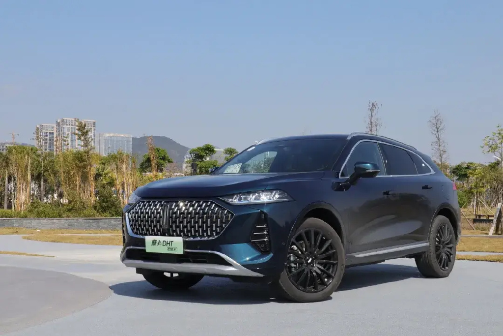 试驾魏牌摩卡dhtphev三十万元的全能汽车