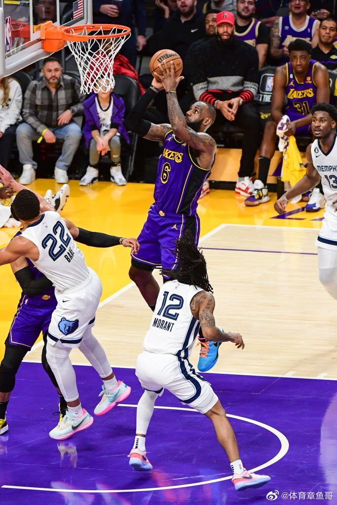 从勇士到篮网再到太阳杜兰特职业生涯的第三次蜕变