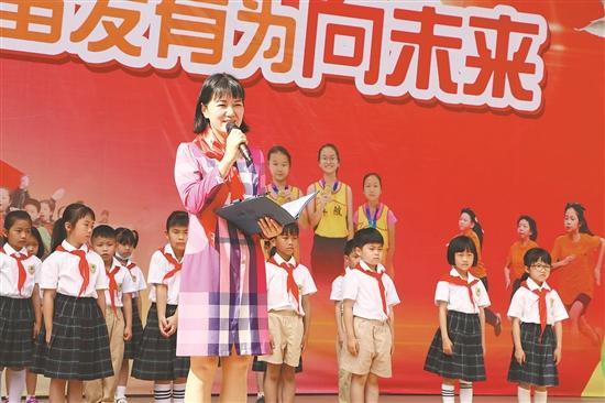 广东省第十三次党代会代表詹雯：为每个孩子创造人生出彩的机会休闲区蓝鸢梦想 - Www.slyday.coM