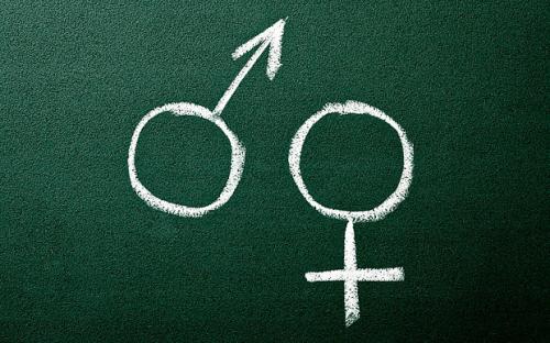 “爸爸，你怎么趴在妈妈身上”性教育的缺失，对孩子影响有多大？休闲区蓝鸢梦想 - Www.slyday.coM