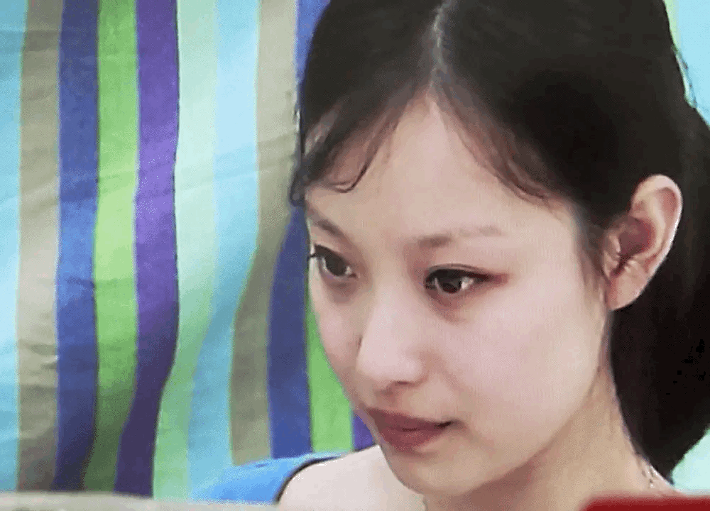 倪妮十年前旧照曝光,无滤镜无美颜下清新靓丽……__财经头条