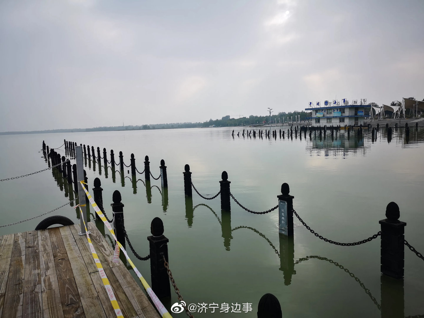 济宁小北湖的水涨了