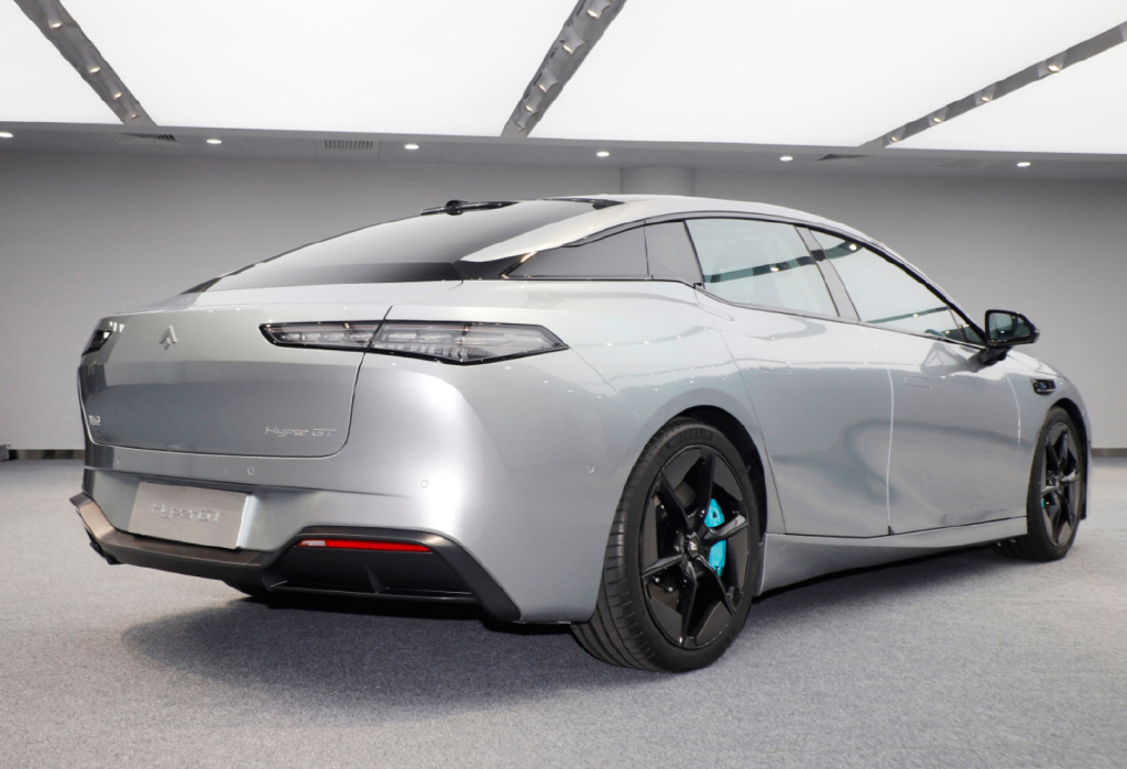 旋翼门电动尾翼不到25万卖点就是回头率