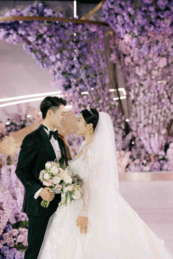 恭喜！奥运冠军徐梦桃晒和王心迪结婚照，网友：早生贵子休闲区蓝鸢梦想 - Www.slyday.coM