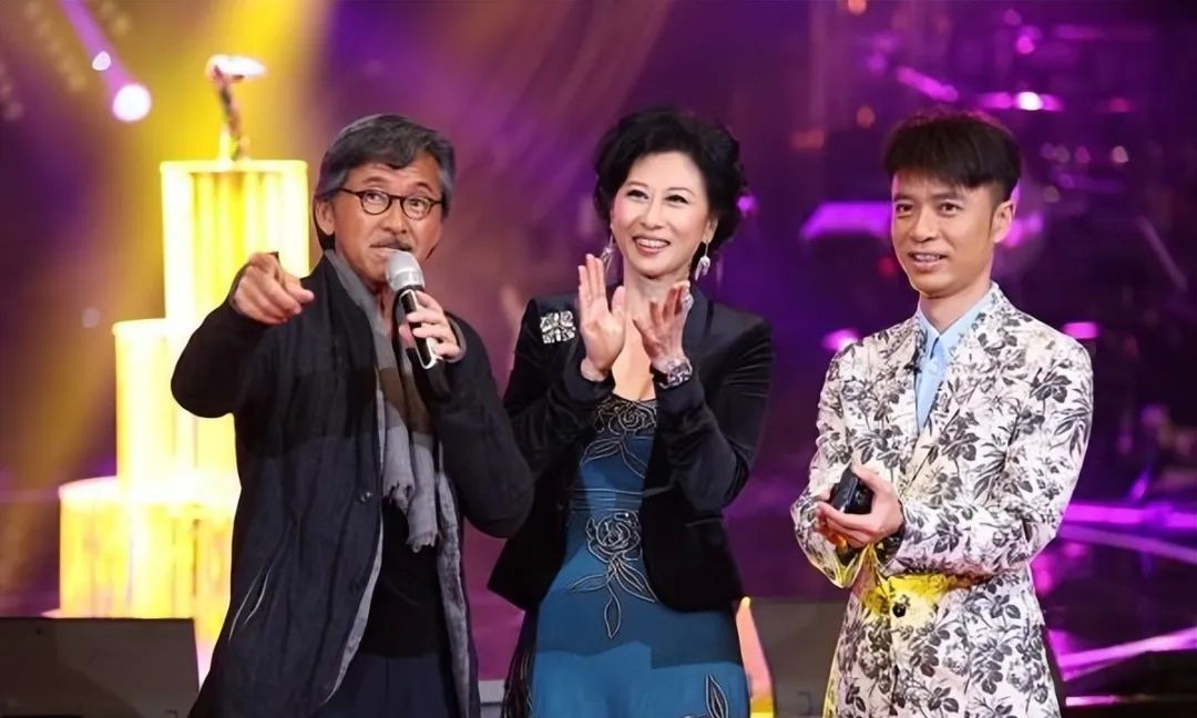 40年后,再看叶倩文和费翔,才明白也许分手才是他们最好的选择休闲区蓝鸢梦想 - Www.slyday.coM 40年后,再看叶倩文和费翔,才明白也许分手才是他们最好的选择休闲区蓝鸢梦想 - Www.slyday.coM