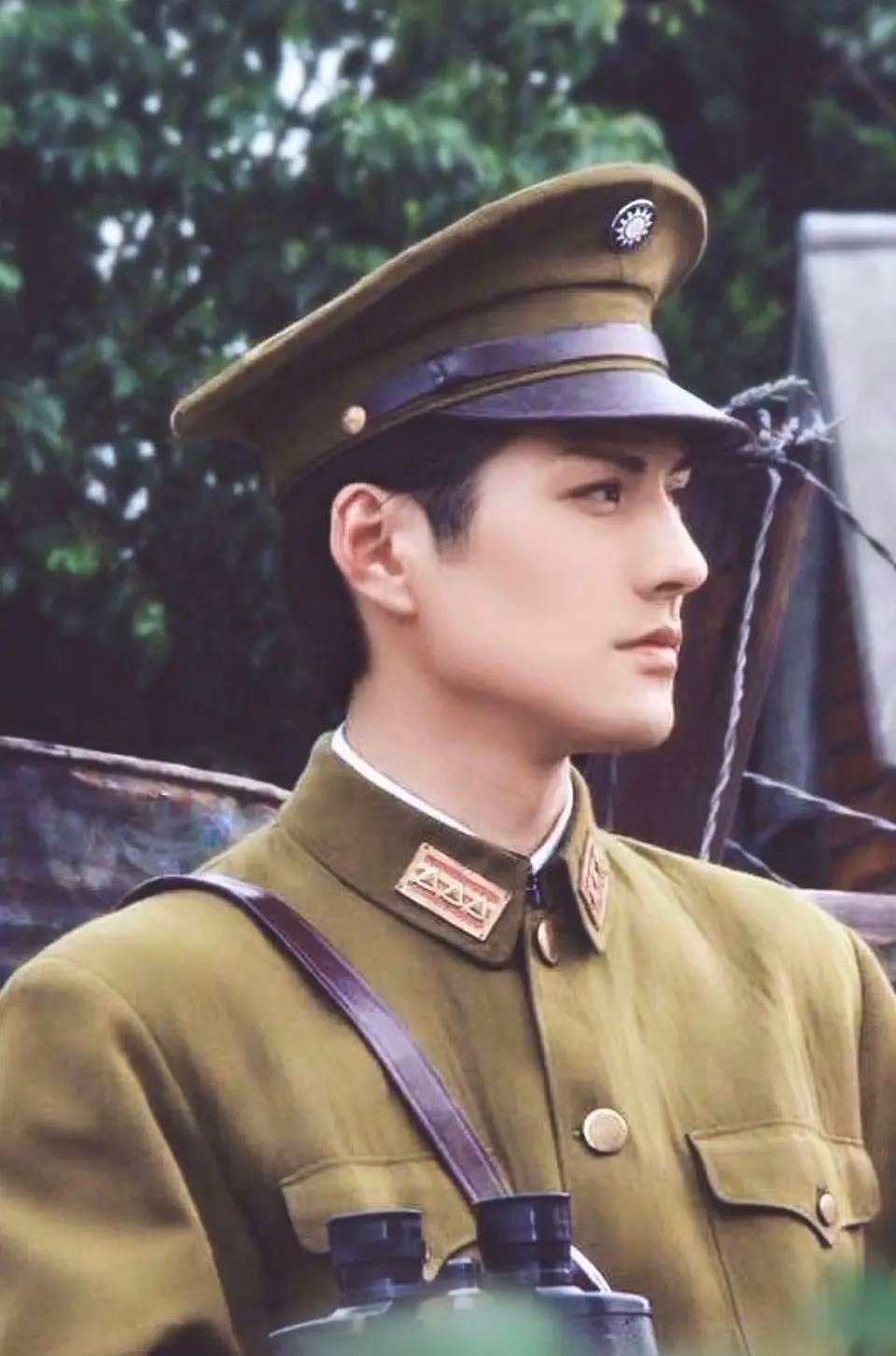 严屹宽军装_高清图集_新浪网