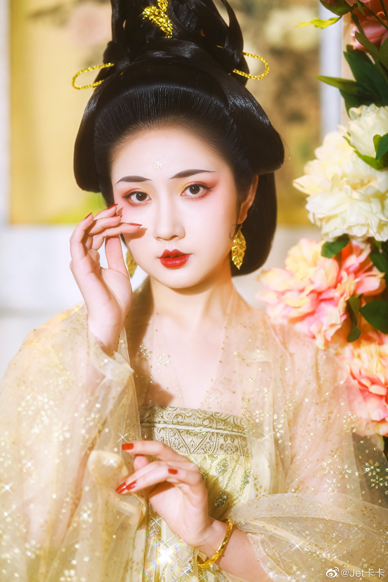 妆造@鹿喃喃nan__财经头条