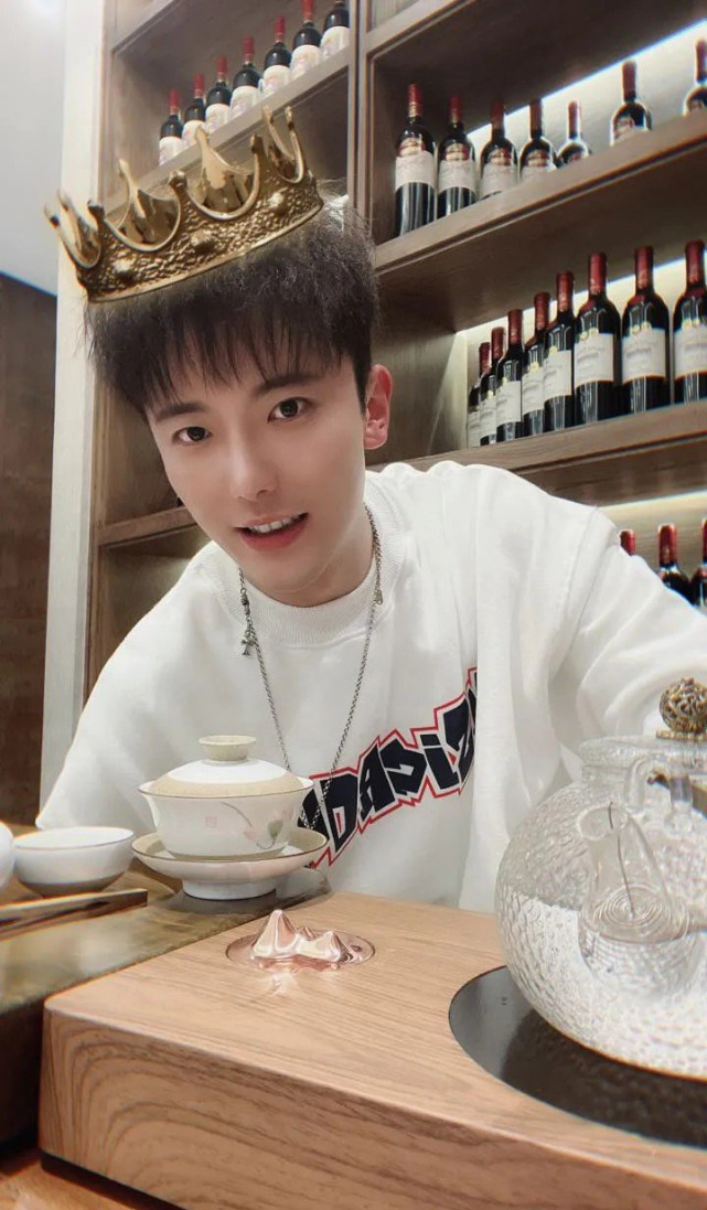 曾红极一时的网络红人杨子浩,十年后依然是阳光大男孩