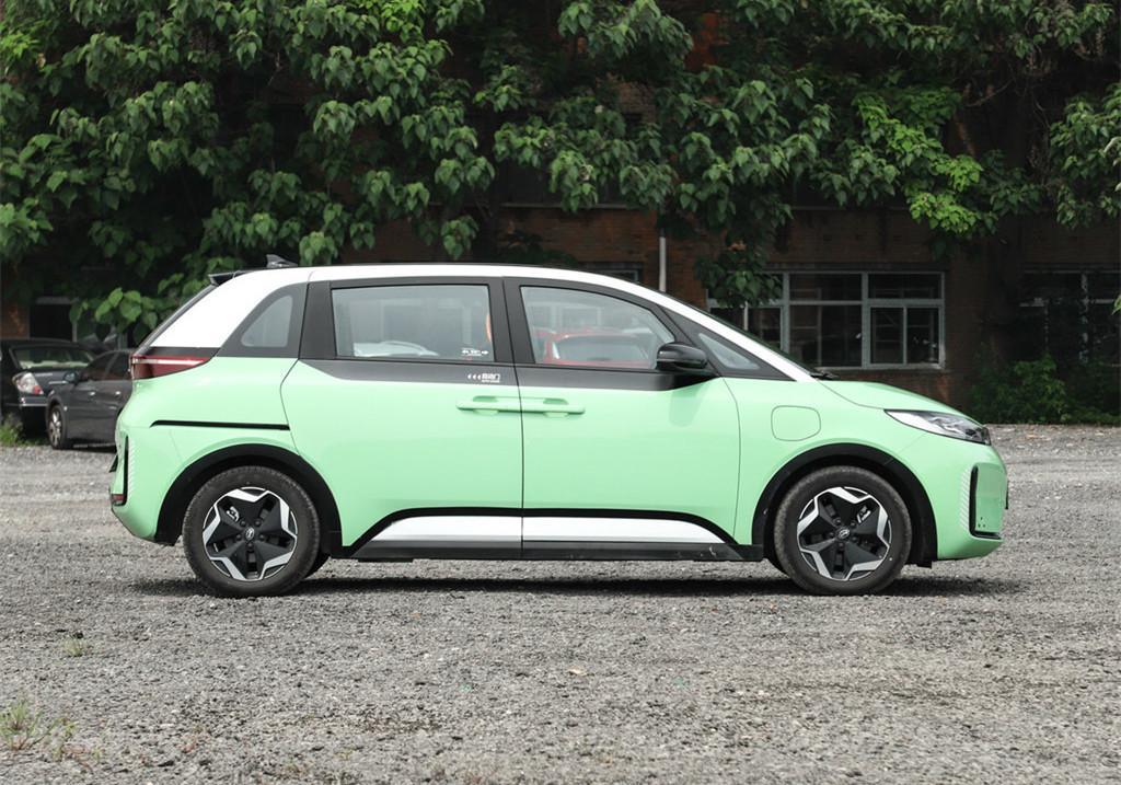 比亚迪d1标准版上市侧滑门5座面向个人市场销售