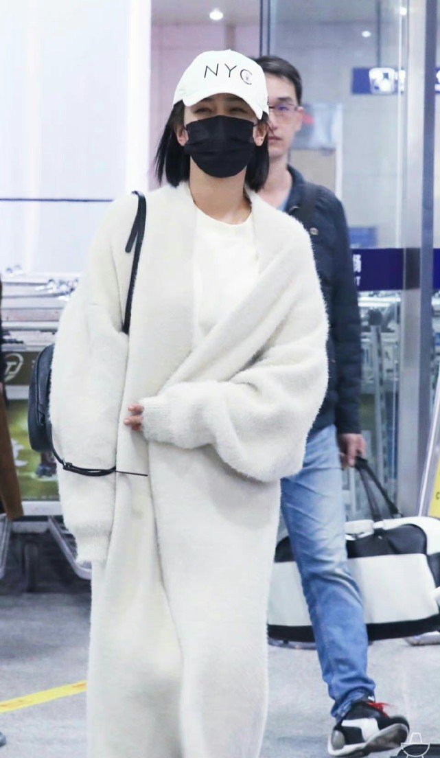 杨紫的反差萌让人大开眼界，甜糯软萌又减龄，别再说她是女汉子了休闲区蓝鸢梦想 - Www.slyday.coM