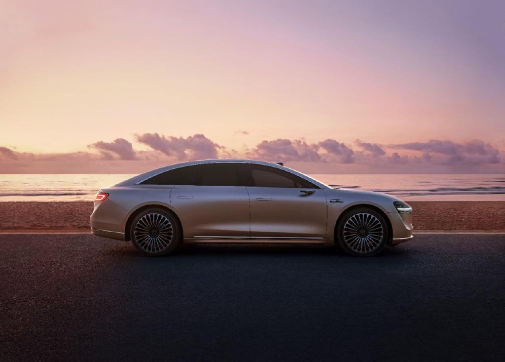 S9t四驱还是两驱