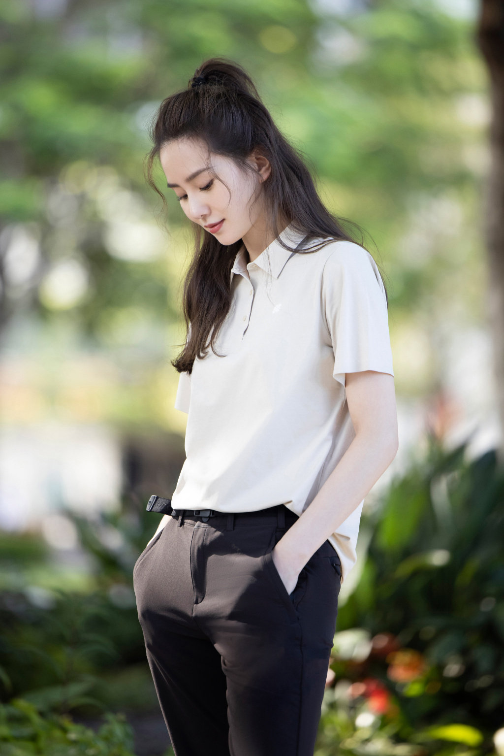 刘诗诗 半马尾造型好绝!__财经头条