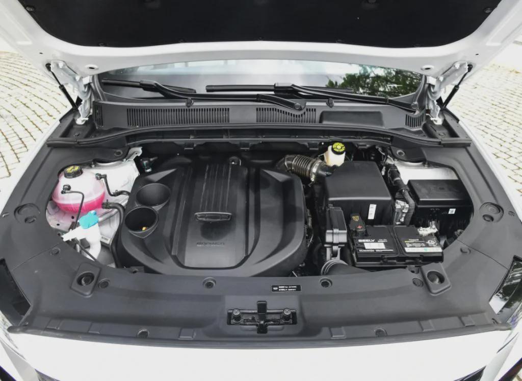 自主运动型SUV怎么选？星途追风VS吉利博越X