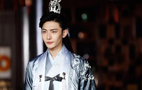 鞠婧祎新剧《云上学堂》将播,牵手宋威龙,励志恋曲令人期待