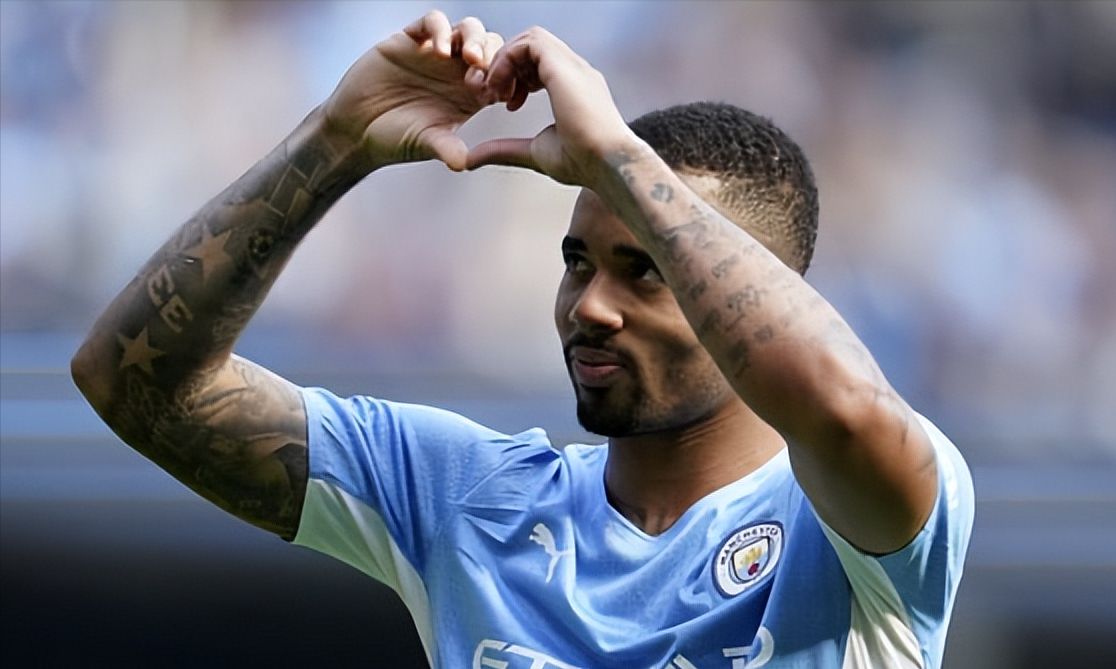 还手就揍曼城5比1轻取沃特福德零损耗迎战皇马还迎回热苏斯