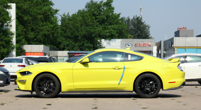 有梦就要向前冲 40万级入门跑车 没什么不香