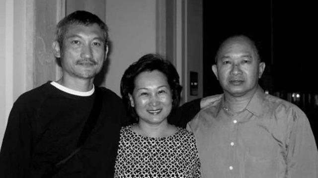 林青霞闺蜜亦舒偶像驰骋影坛的施南生为何不敌徐克小30岁助理