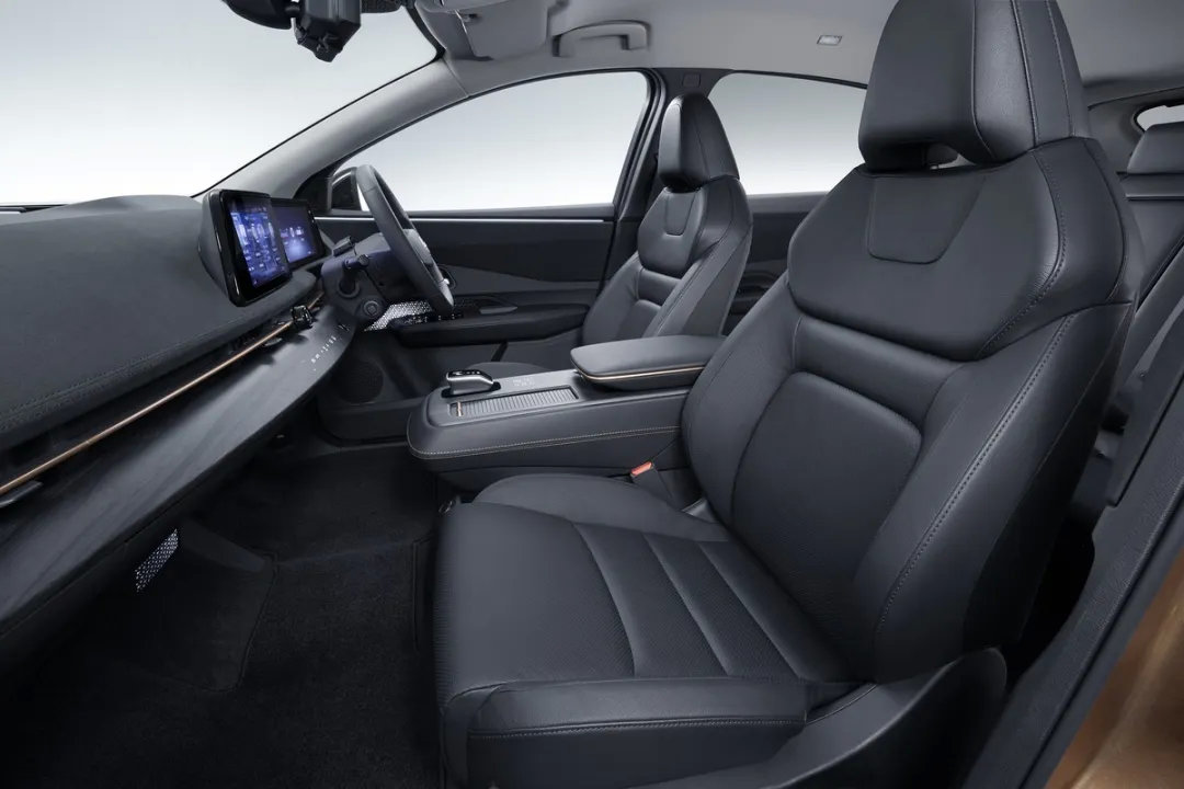 日产的反击：全新纯电动跨界SUV车型Ariya或明年进入中国