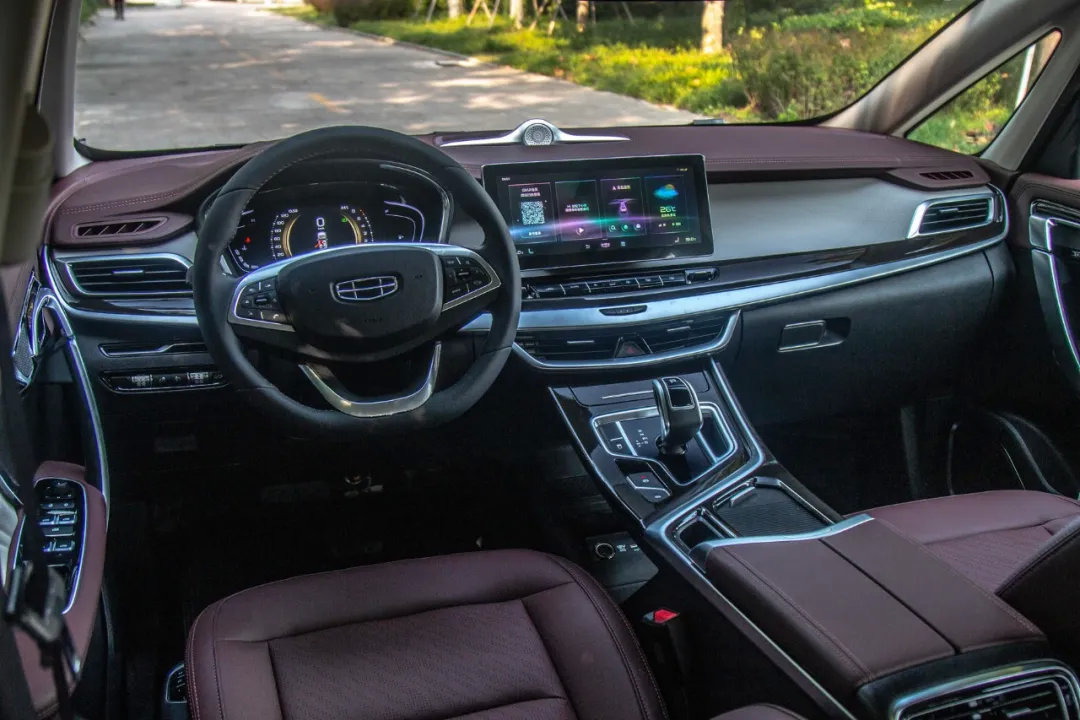 轻试吉利嘉际白金的含量有多少