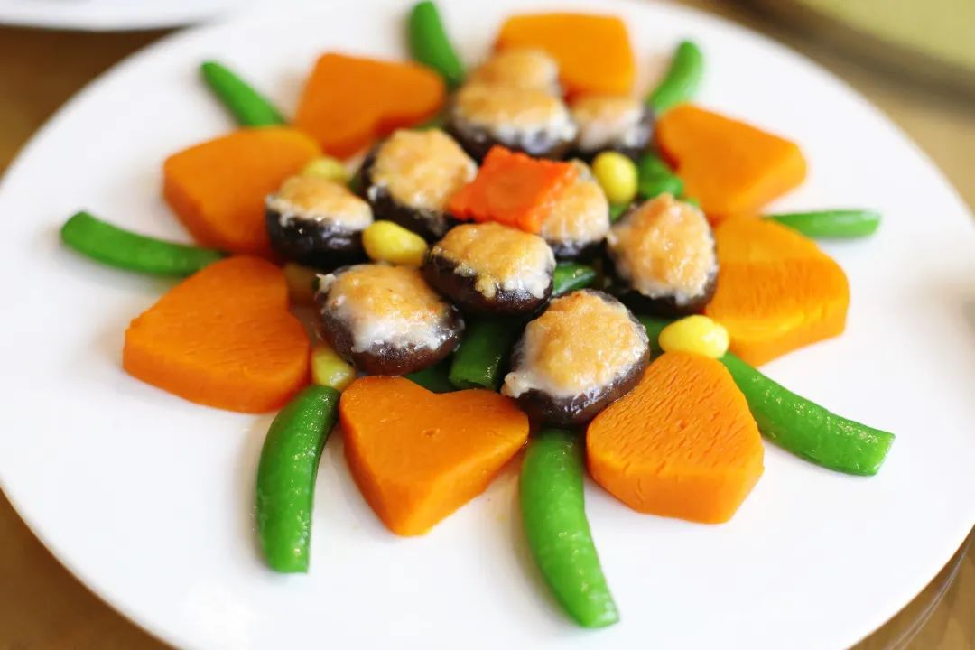 江南古镇里藏着一家时尚餐厅菜品太惊艳网友比淮扬菜还精致