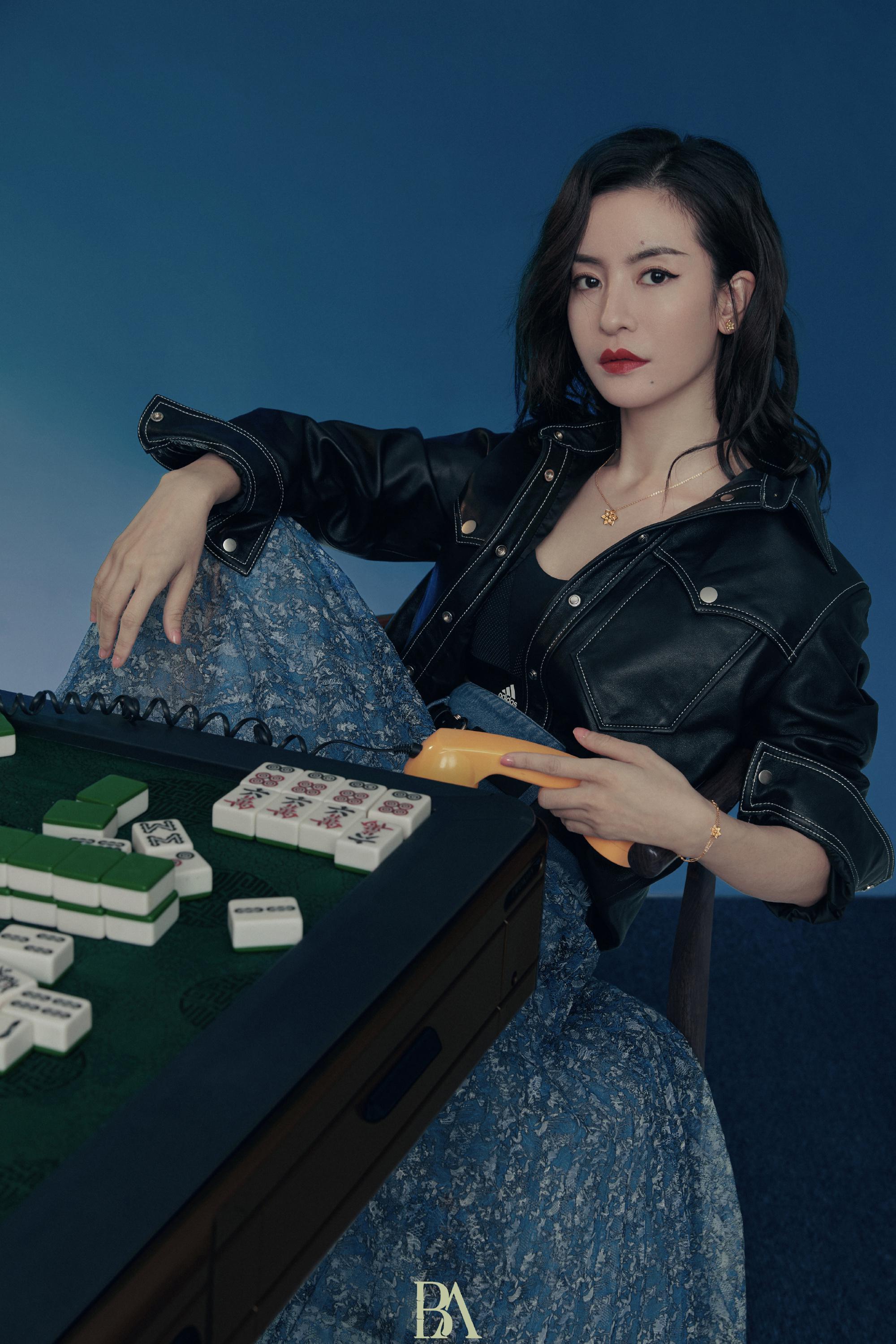 李晟的红唇妆也太美了吧,姐姐我可以!_高清图集_新浪网